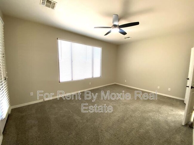 Building Photo - 182 W Twin Peaks Pkwy