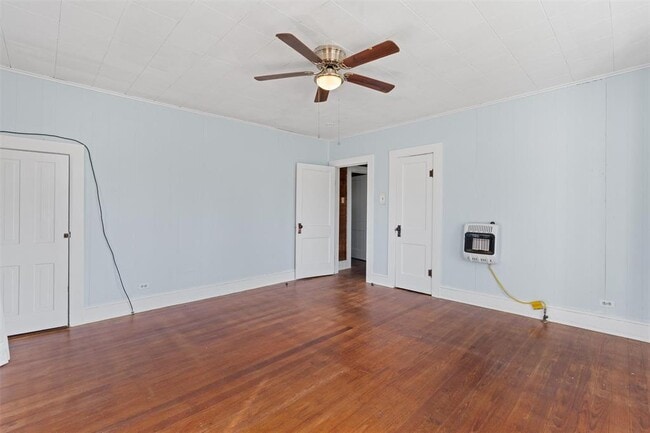 Building Photo - 408 S Gabriel St