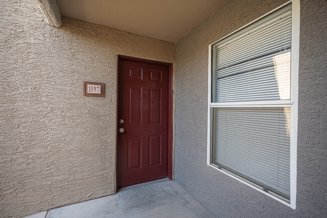 Building Photo - 5055 W Hacienda Ave
