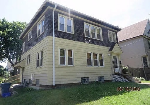 Building Photo - 240 N 34th St