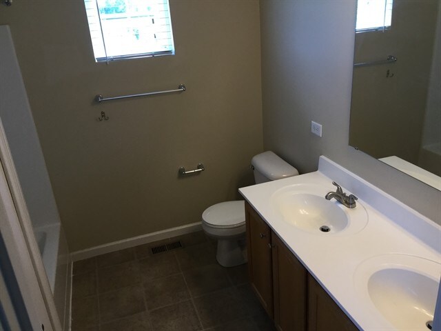 Building Photo - 5303 Rivers Edge Blvd