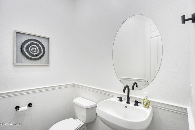 Building Photo - 4756 E Ironhorse Rd