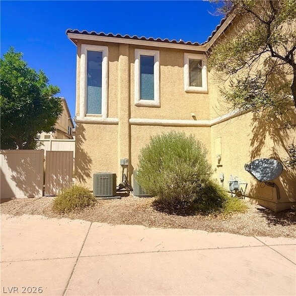 Building Photo - 10437 Concetta Ave