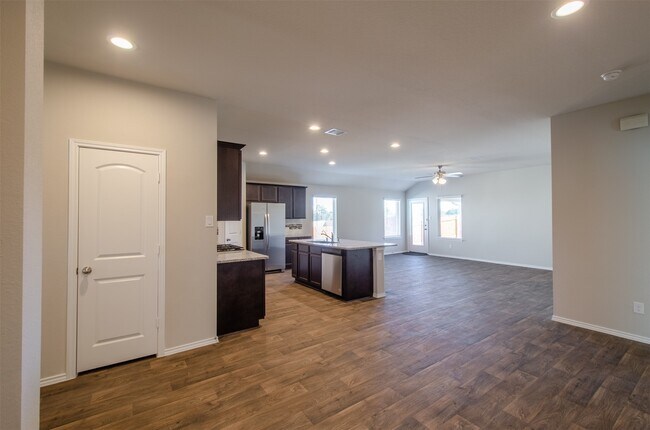 Building Photo - 13966 Fort Ward Way
