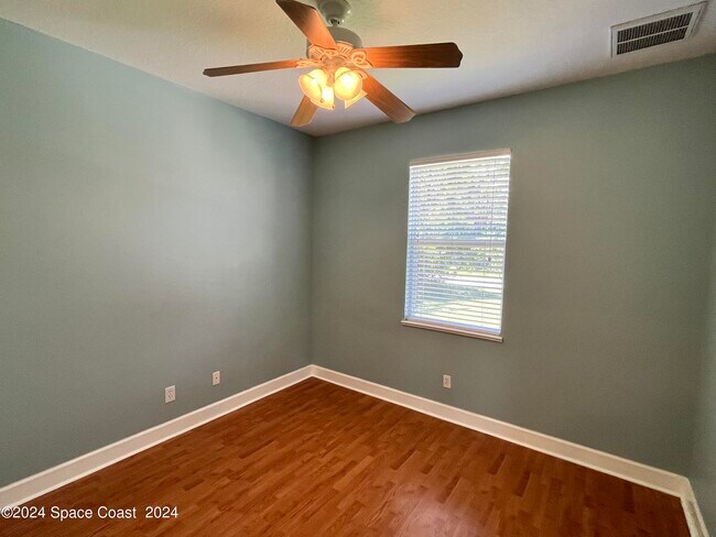Building Photo - 1874 Bermuda Ct