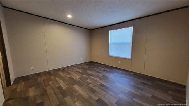 Building Photo - 4092 Meadow Rd