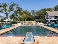 Building Photo - The Michael At Presidio