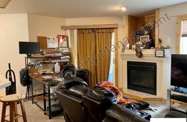 Building Photo - 4545 Wheaton Dr