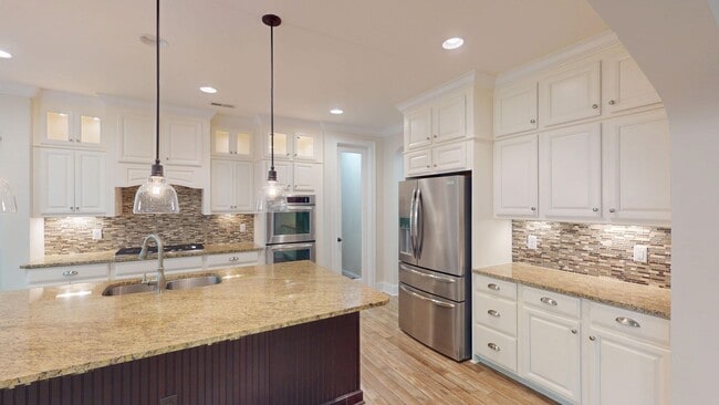 Building Photo - 11052 Preservation Park Dr