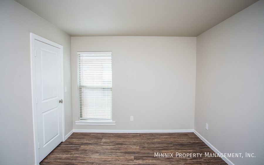 Building Photo - 2105 Kirksey Ave