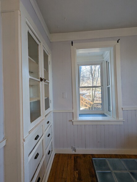 Building Photo - 308 Coddington Rd