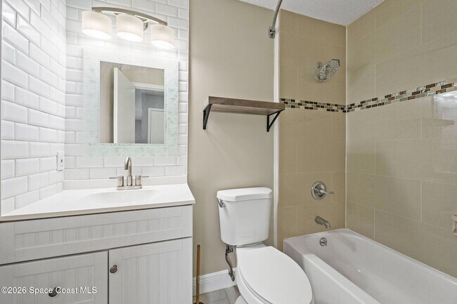 Building Photo - 225 S Tropical Trail