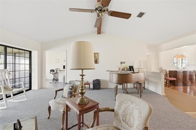 Building Photo - 24 Chippeway Ct