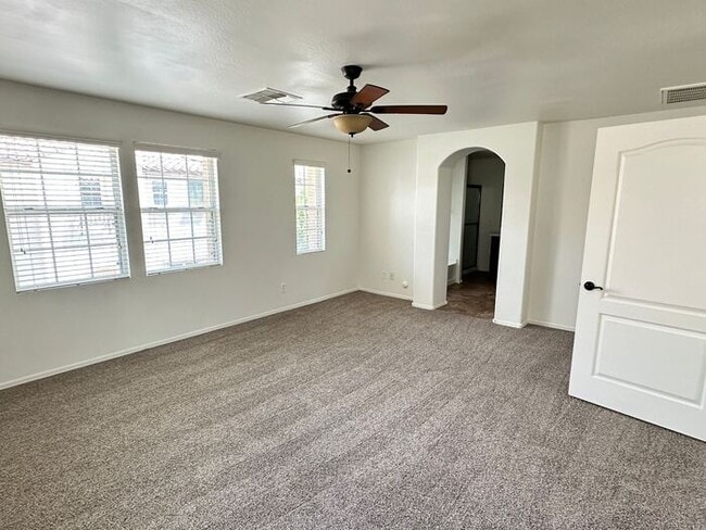 Building Photo - This home has everything that you are looking for!