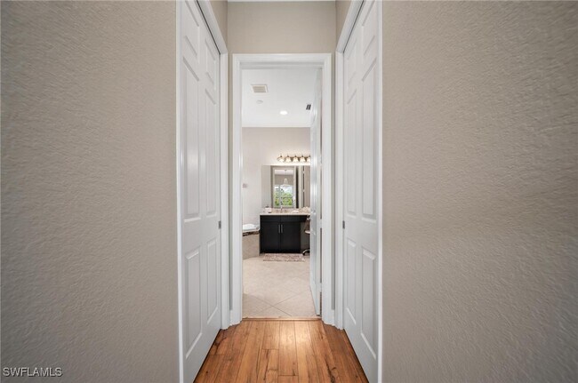 Building Photo - 2866 Cinnamon Bay Cir