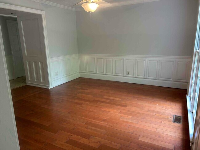 Building Photo - 236 Coopers Pond Dr