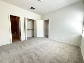 Building Photo - 2402 Morgan St