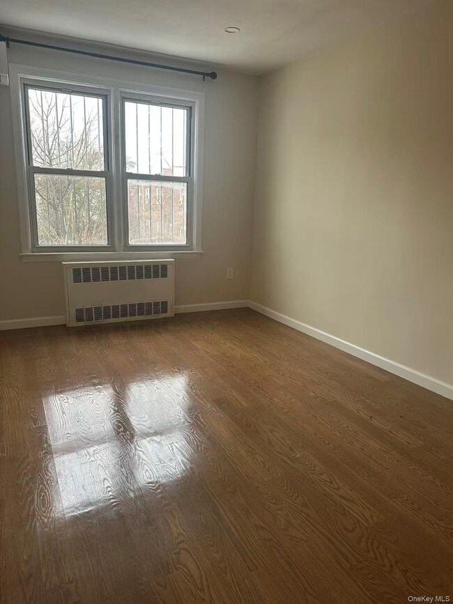 Building Photo - 83-09 57th Ave