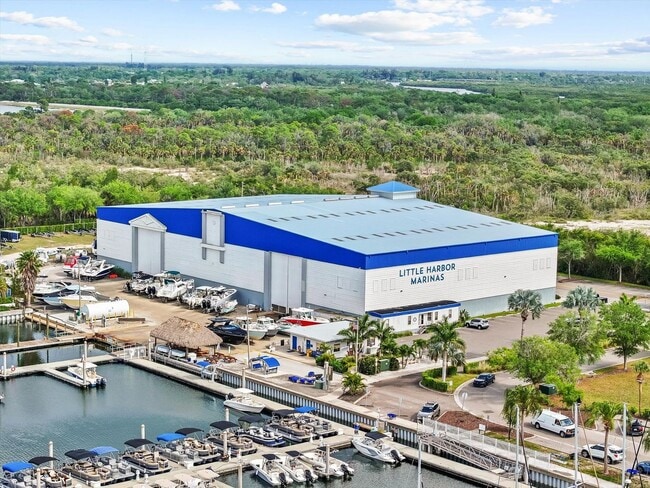 Building Photo - Waterfront Luxury Living | Private Dock + Direct Tampa Bay Access