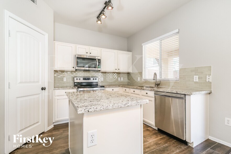 Building Photo - 3035 W Perdido Way