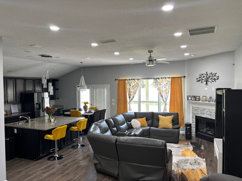 Building Photo - 437 Fort Drum Ct