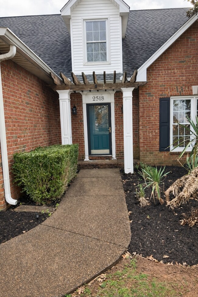 Building Photo - 2518 Wythe Close