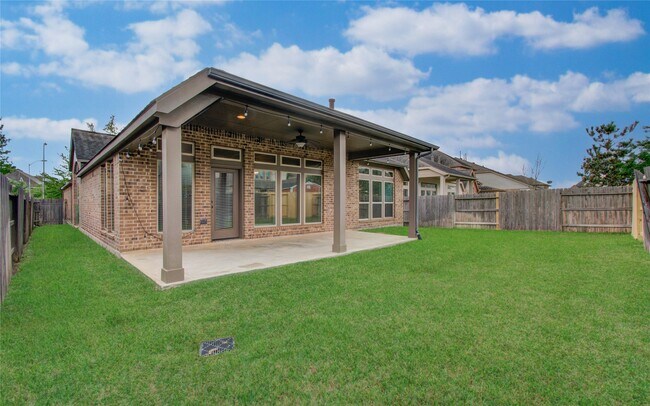 Building Photo - 3814 Trophy Ridge