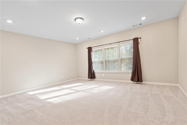 Building Photo - 4437 Waxwing St
