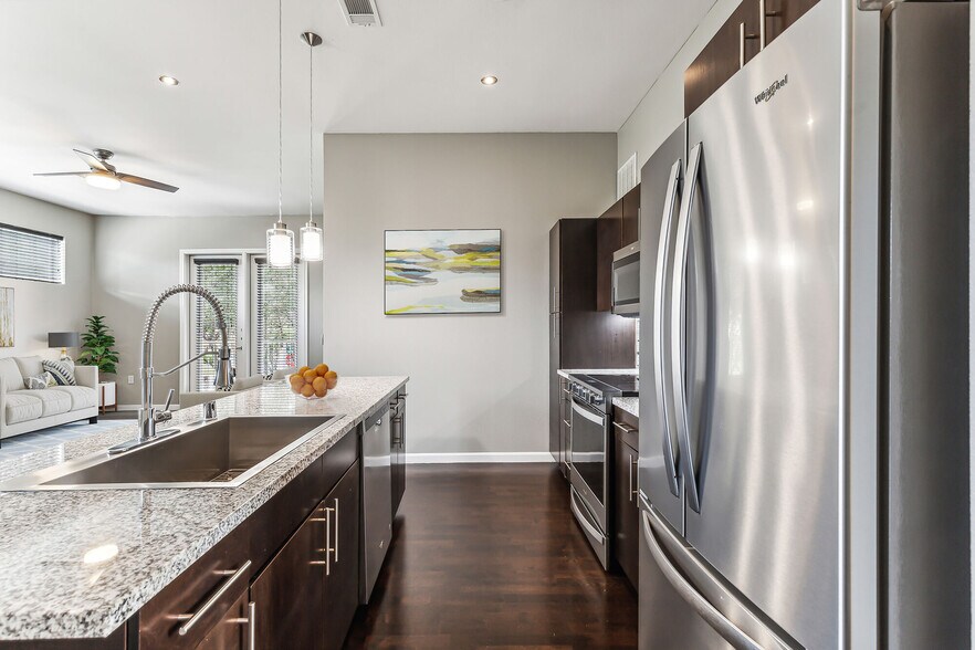 The Herschel apartments — community photo - The Herschel