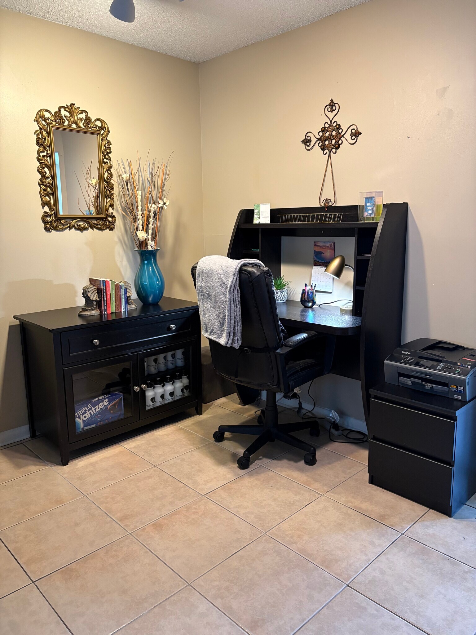 Office Space - 5433 Brookswood Way