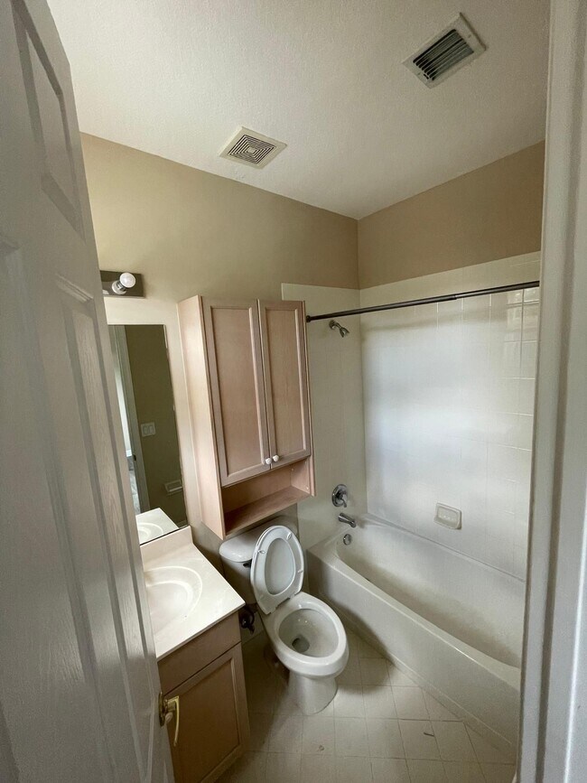 Building Photo - 9261 Delemar Ct
