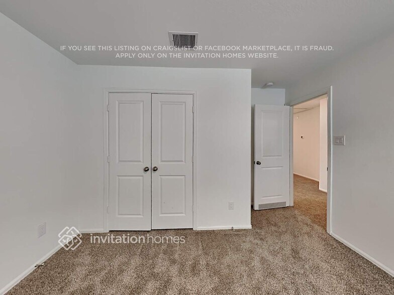 Building Photo - 24011 Mustang Run Dr