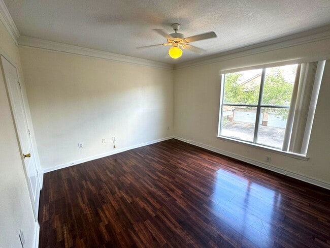 Building Photo - 17952 Villa Creek Dr