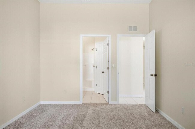 Building Photo - 166 Plainview Dr