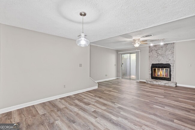 Building Photo - 5313 Waverly Trce