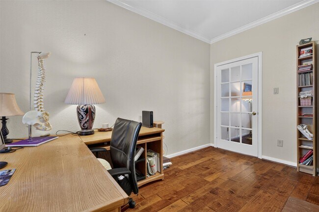 Building Photo - 1306 N Gabriel River Cir