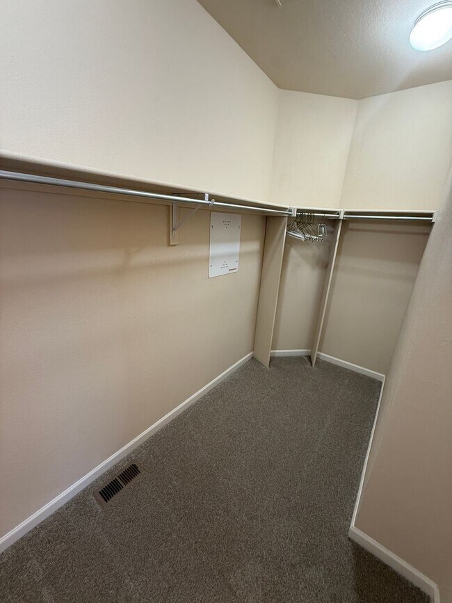 Building Photo - Updated 2 bedroom in West Arvada - Boyd Ponds