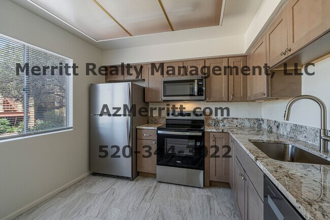 Building Photo - 1337 E Fort Lowell Rd