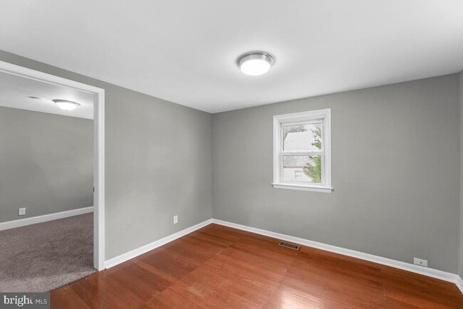 Building Photo - 1111 Balboa Ave