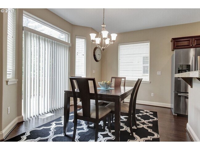 Building Photo - Bright and Open Floor Plan with Fireplace, Attached Garage & Vaulted Ceilings