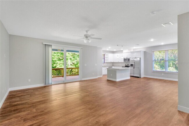 Building Photo - 1604 Rowland Dr