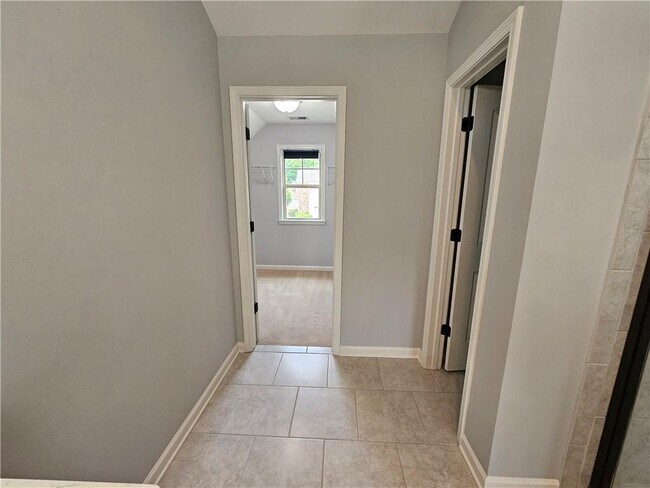 Building Photo - 3218 Leyden Ct