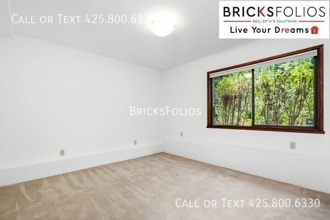 Building Photo - 6007 150th Ct NE