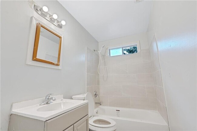 Building Photo - 968 Sexton Dr