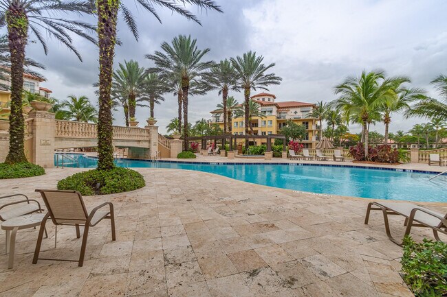 Building Photo - 16101 Emerald Estates Dr