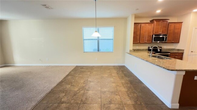 Building Photo - 13040 Overstreet Rd