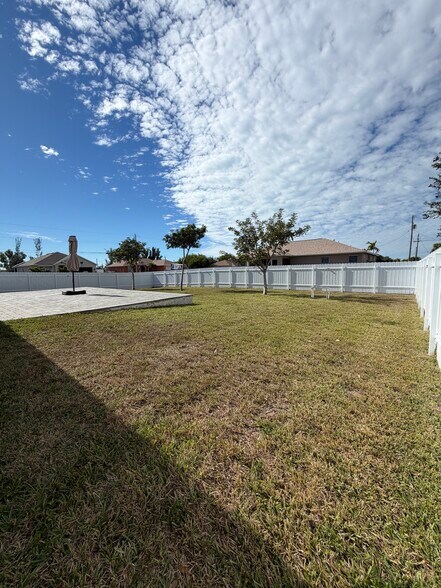 Backyard - 2120 NW 18th Ave