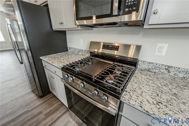 Building Photo - 8757 Whitman Dr