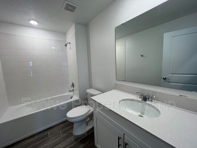 Building Photo - 2614 Hoptree Ln