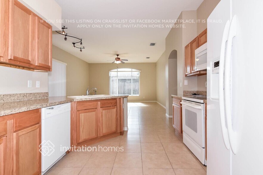 Building Photo - 2614 Brookville Dr
